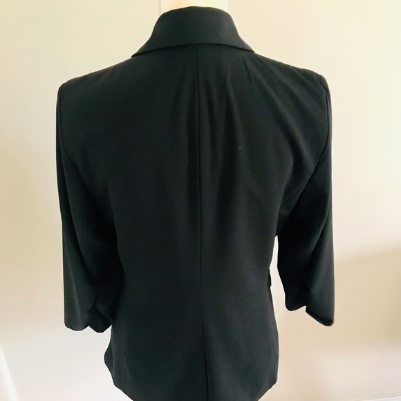 Gently Worn NY & Company Tuxedo Style Open Front Jacket/Blazer Black Size M - Picture 6 of 9